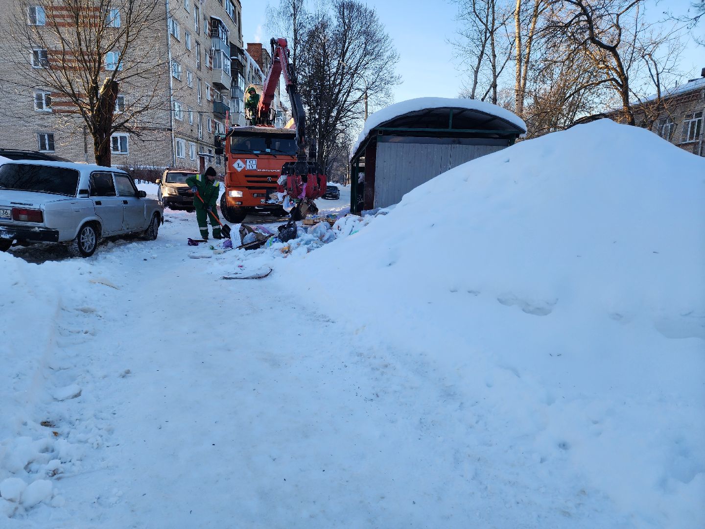 Подольск,Ломовозы, Вывоз мусора, контейнерная площадка,
