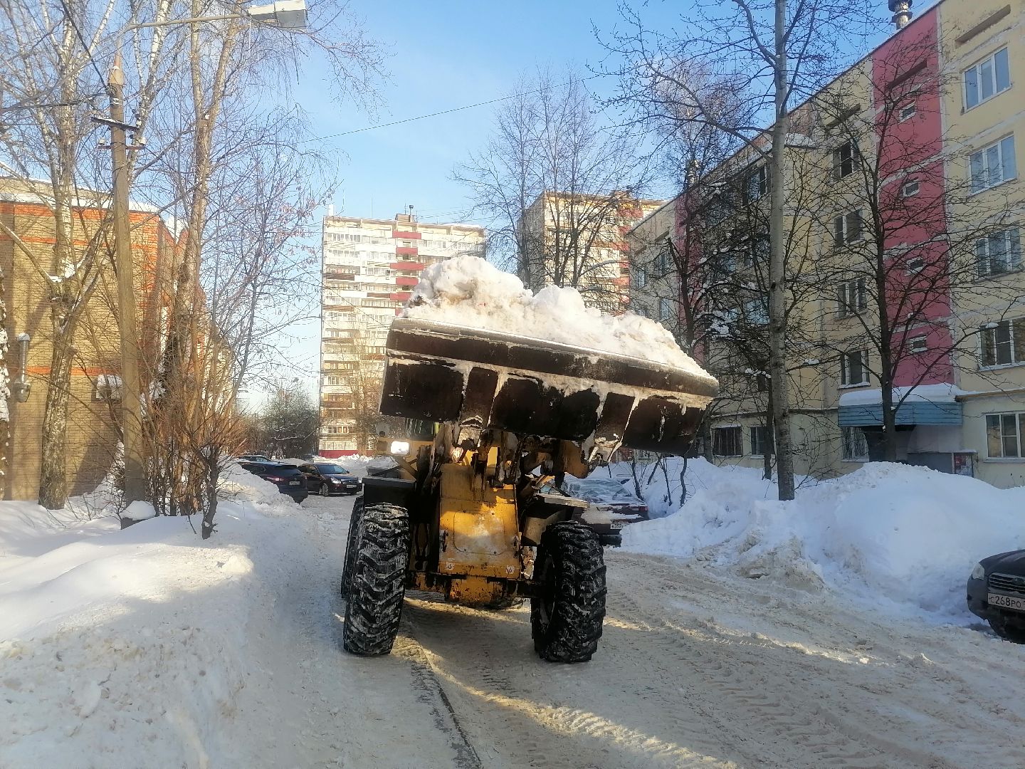 снег и наледь, уборка города,