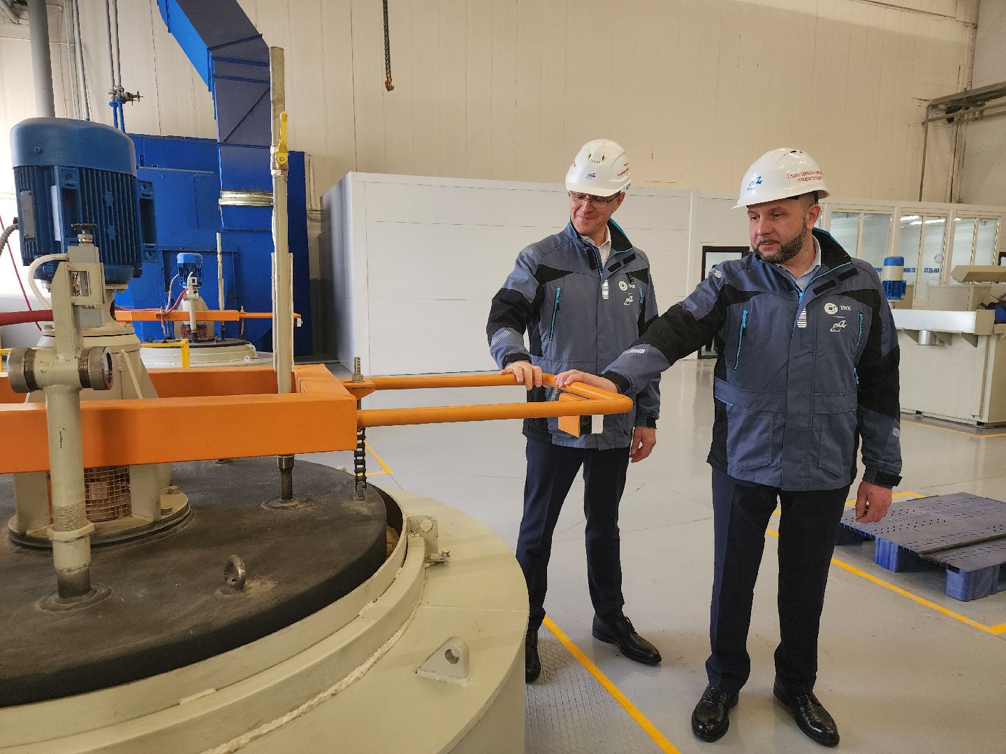 Машиностроение, Демиховский машзавод, электропоезд,