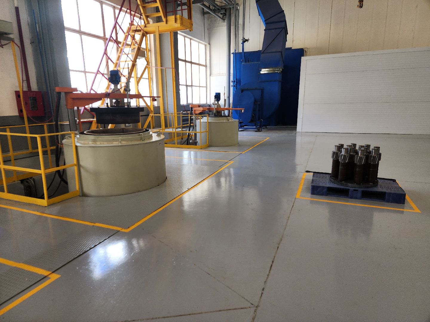 Машиностроение, Демиховский машзавод, электропоезд,