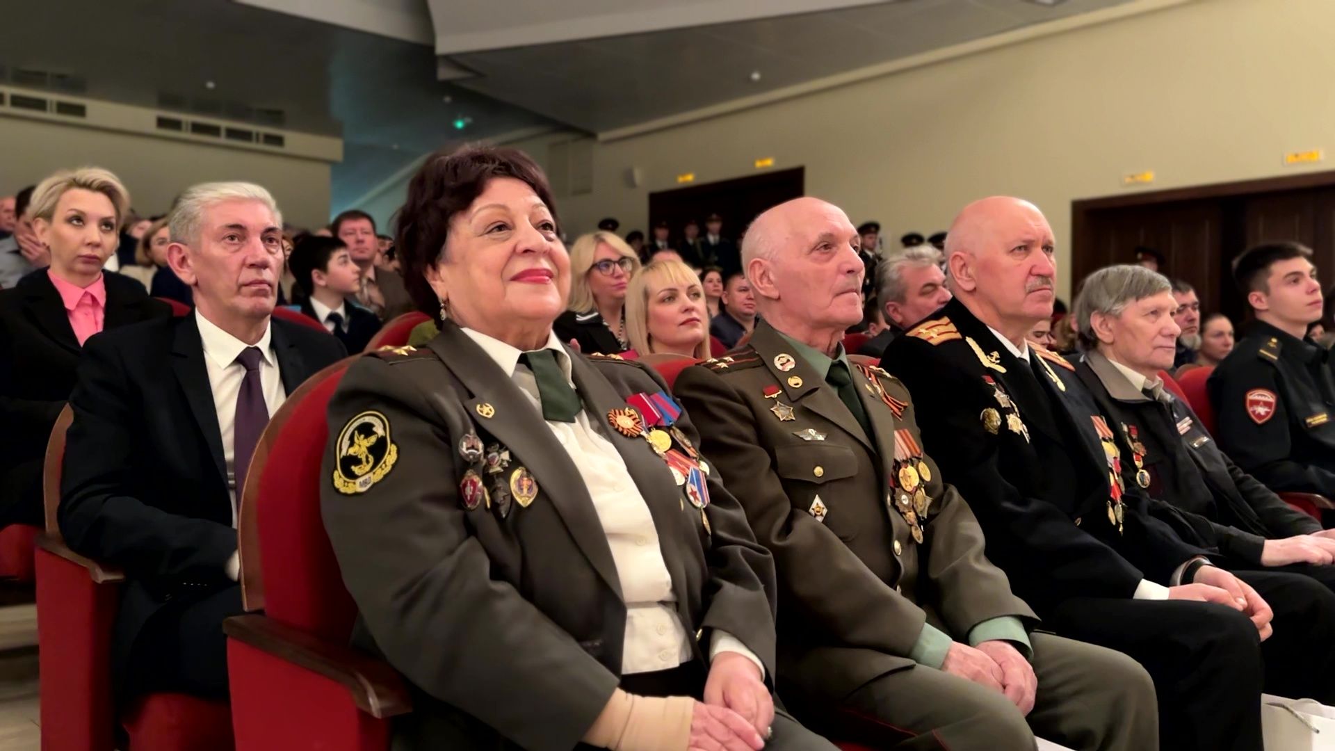 Реутов, праздник, концерт, Денис Майданов, песни, День защитника Отечества,