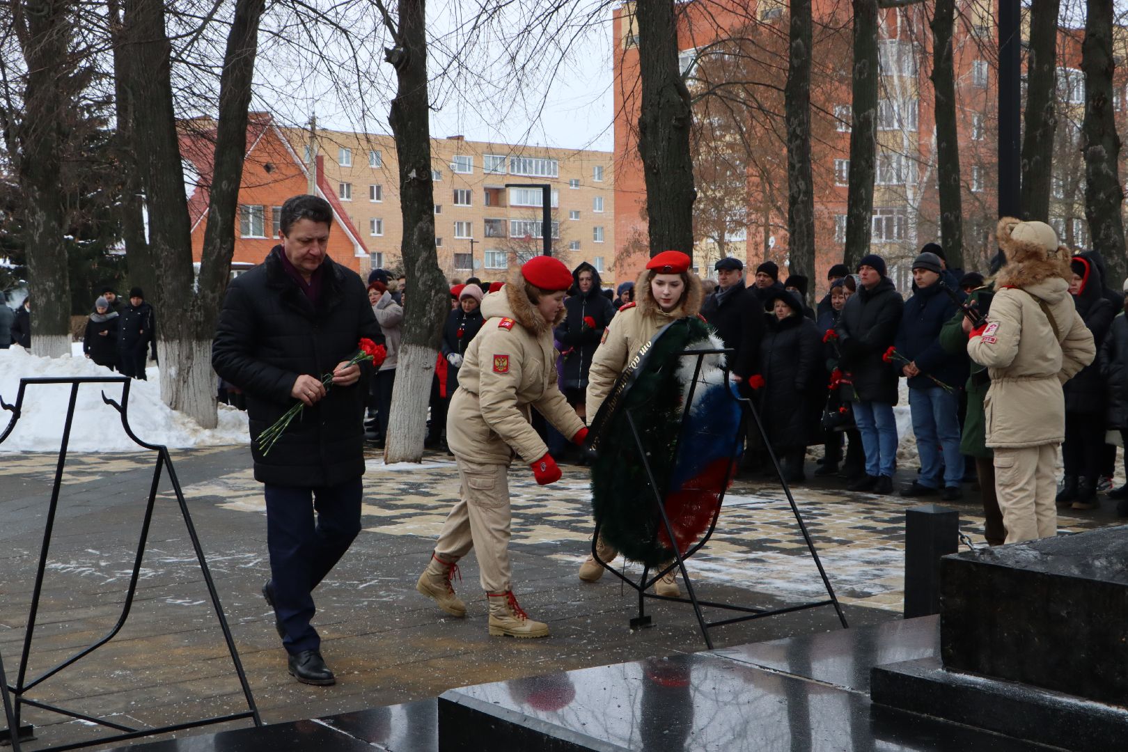 Серебряные Пруды, День Защитника Отечества, Братская Могила, возложение,