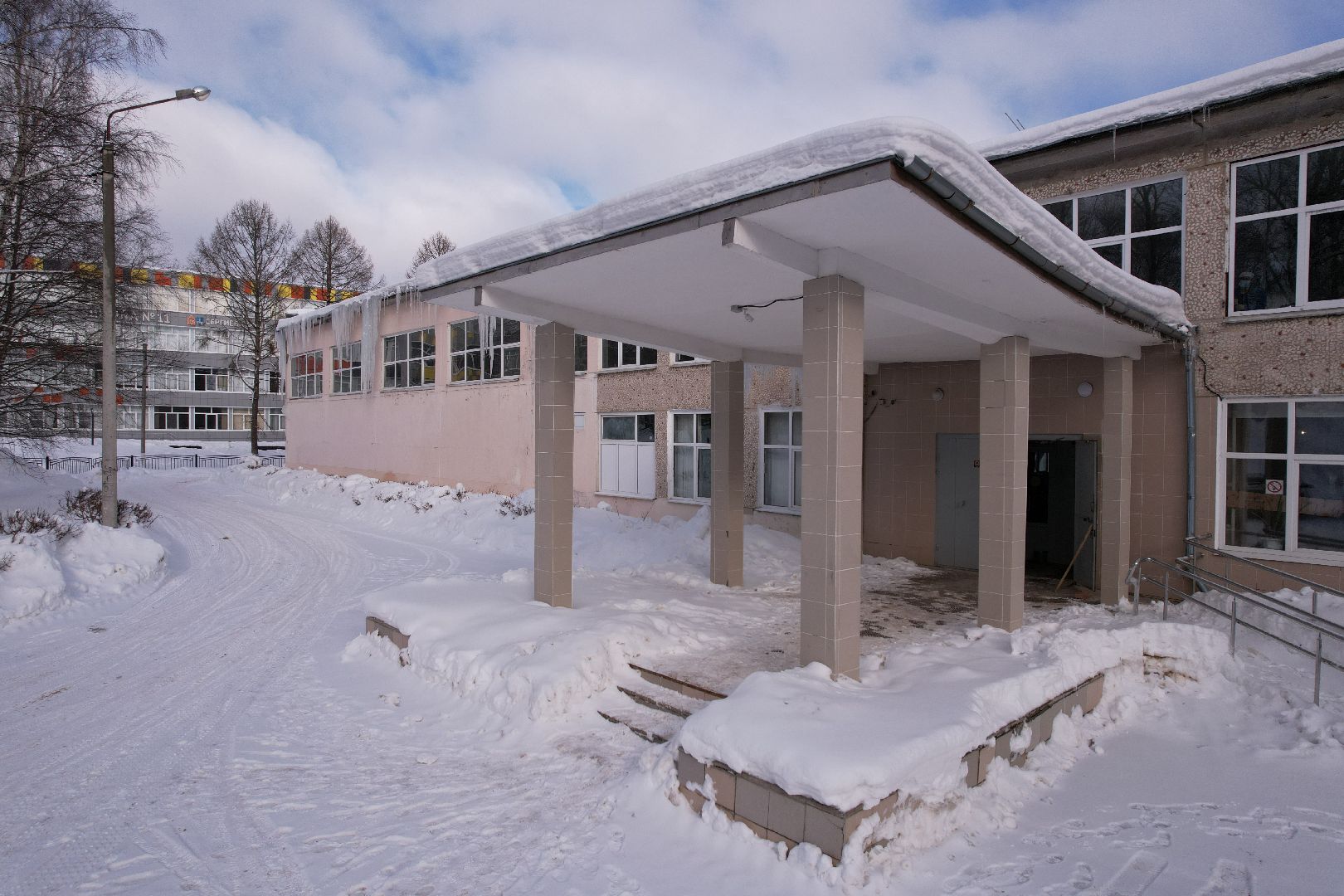 видео с коптера, школа,