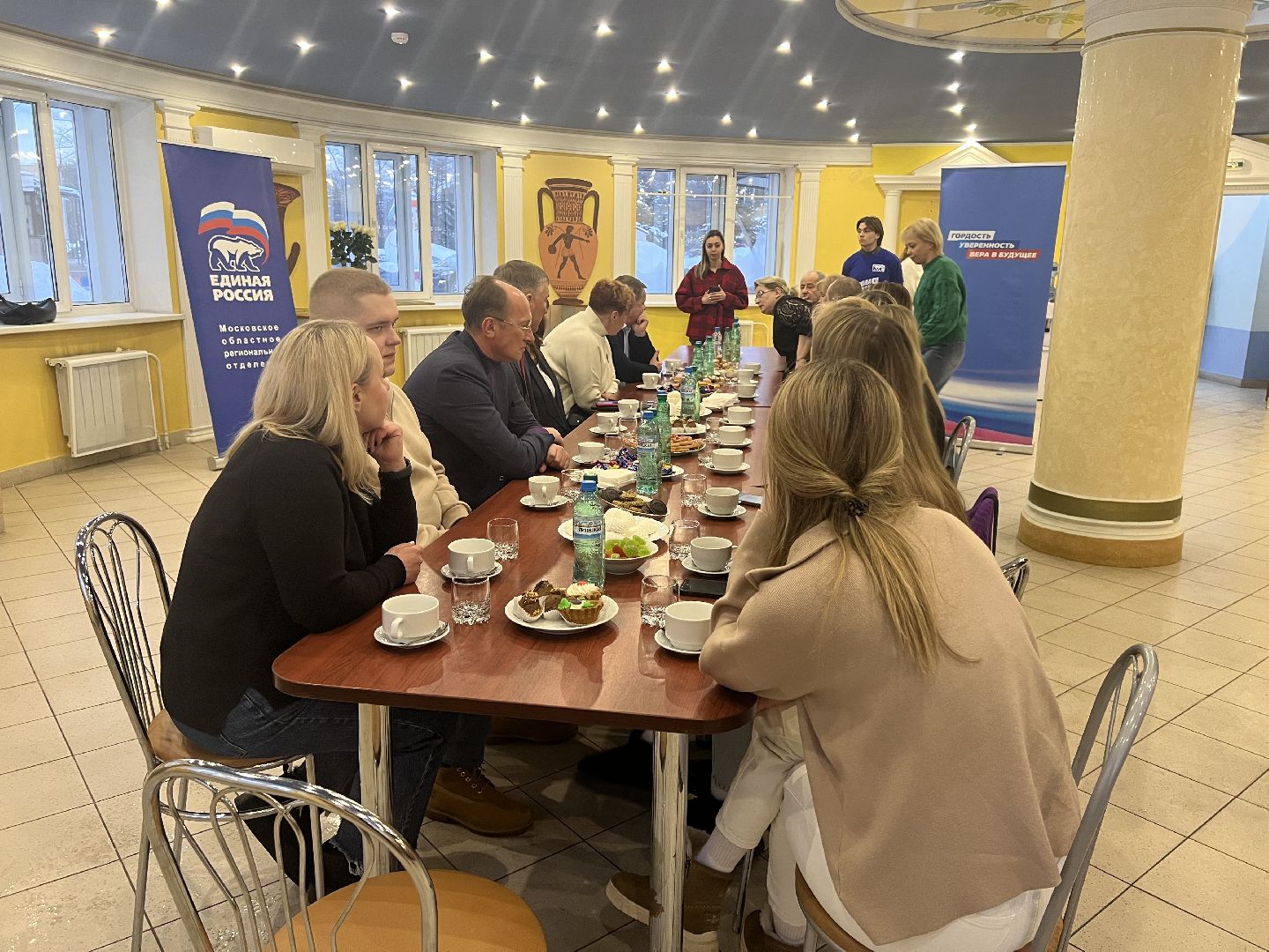 встреча с семьями участников сво, мобилизованные, Жуковский, борис аубакиров, поддержка, решение вопросов,