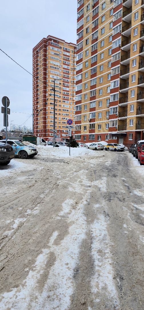 раменское, дороги, ограничение парковки у контейнерной площадки, лучистая 2,