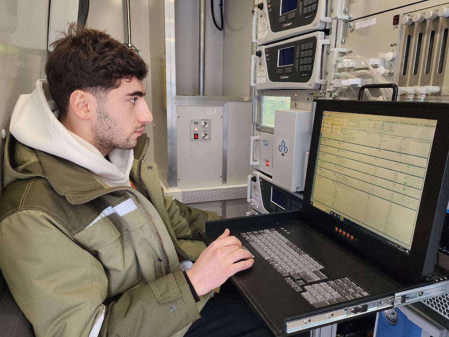 пробы воздуха, экология, чистый воздух,