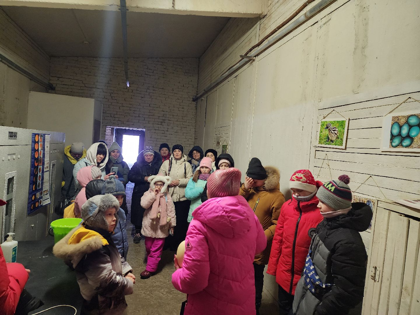 серпухов, подмосковье, дети, жены участников сво, страусиная ферма, МГЕР, диана алумянц,