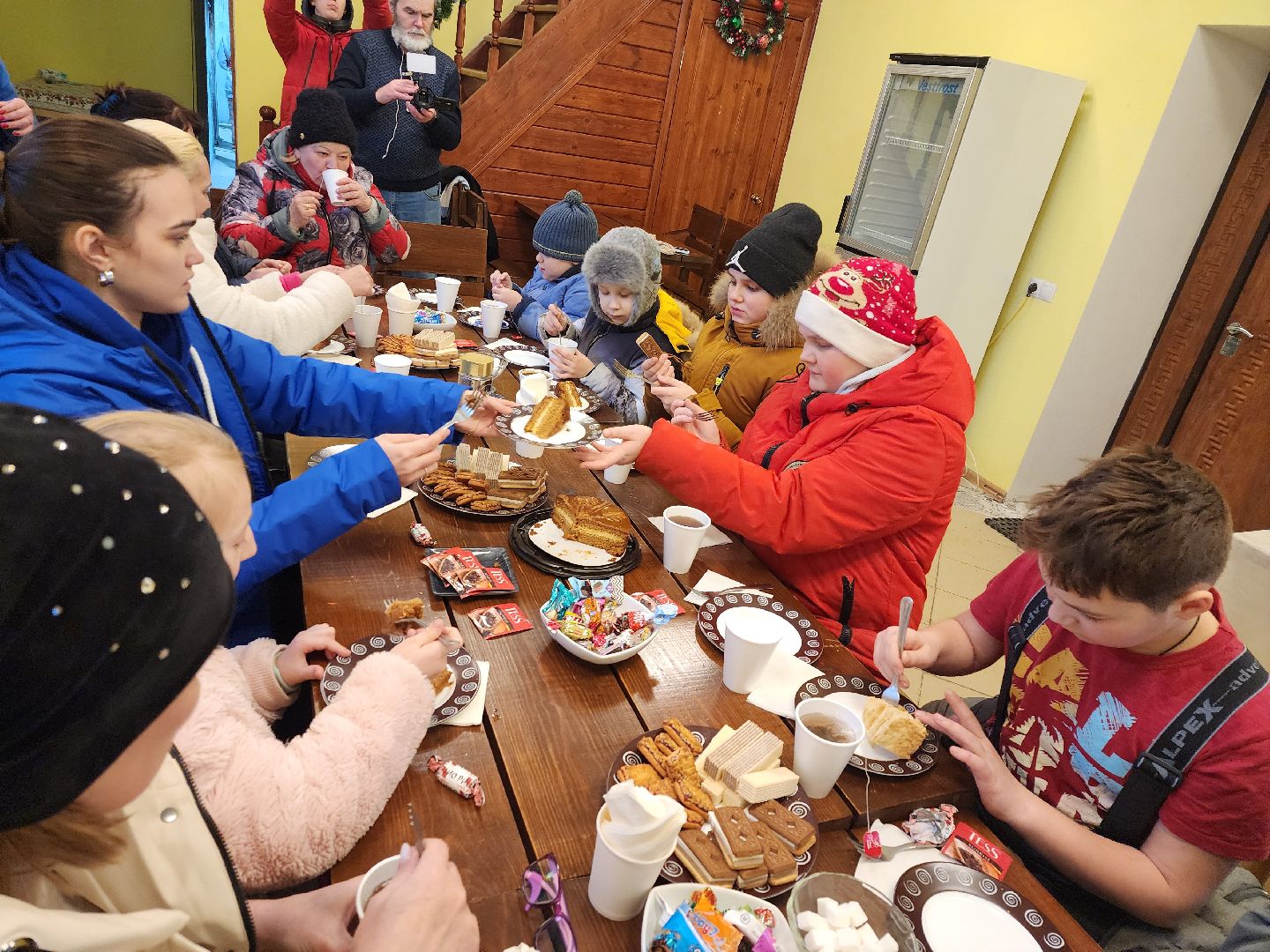 серпухов, подмосковье, дети, жены участников сво, страусиная ферма, МГЕР, диана алумянц,