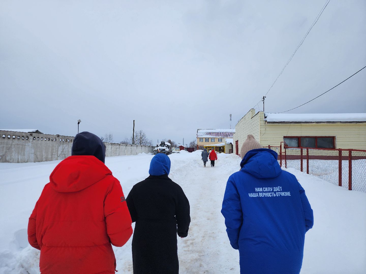 серпухов, подмосковье, дети, жены участников сво, страусиная ферма, МГЕР, диана алумянц,