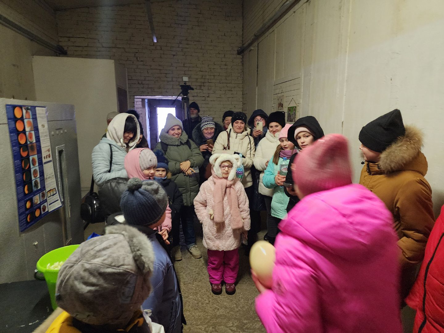 серпухов, подмосковье, дети, жены участников сво, страусиная ферма, МГЕР, диана алумянц,