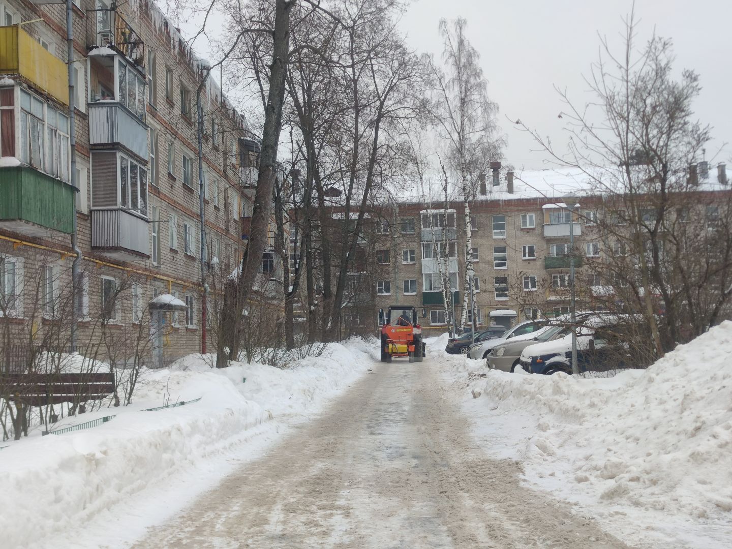 ЖКХ, реагенты, уборка города, уборка снега, дворы, коммунальщики, Дубна,