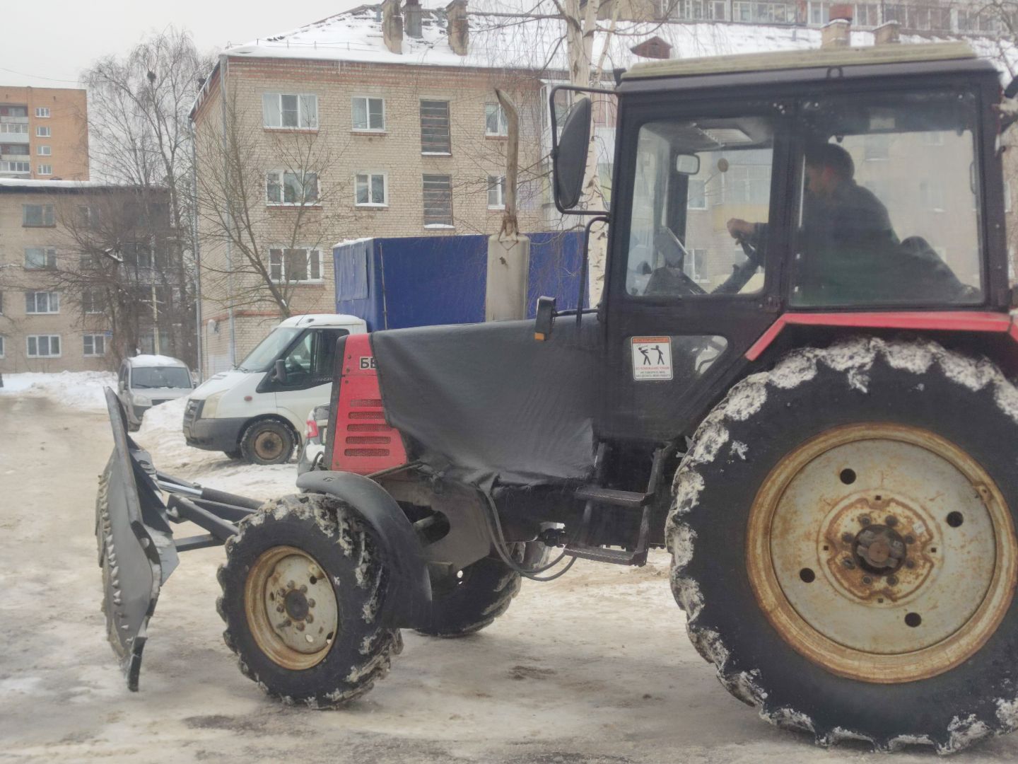 ЖКХ, реагенты, уборка города, уборка снега, дворы, коммунальщики, Дубна,