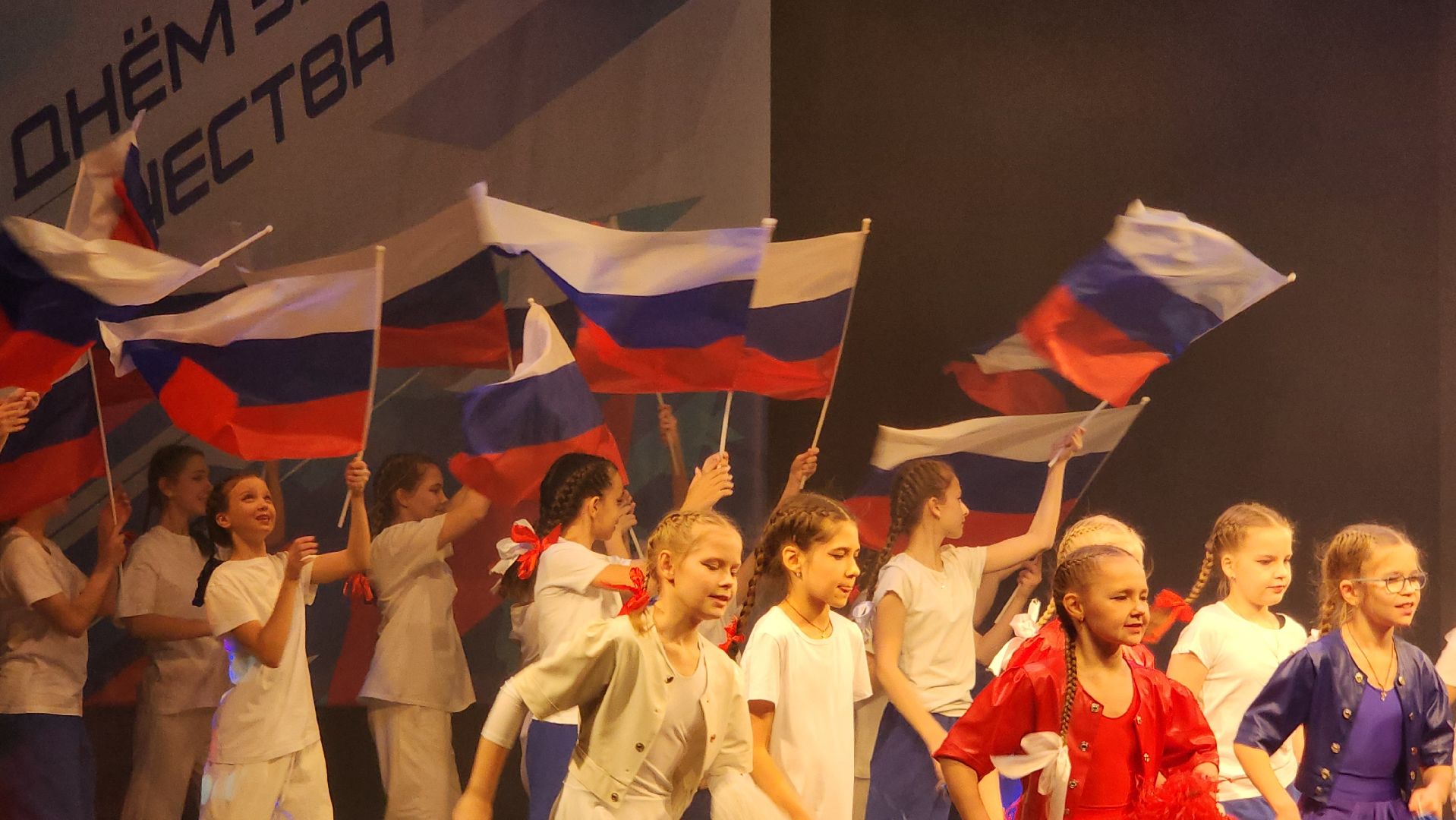 Подмосковье, Городской округ Пушкинский, Ивантеевка, ДКЮбилейный, 23 февраля, день защитников отечества,