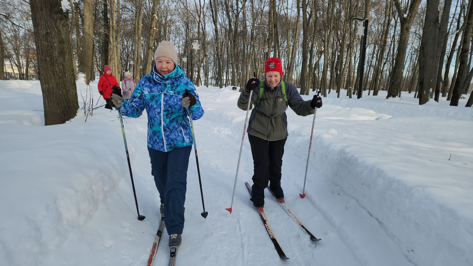 активное долголетие, лыжня в парке, спорт, Лосино-Петровский,