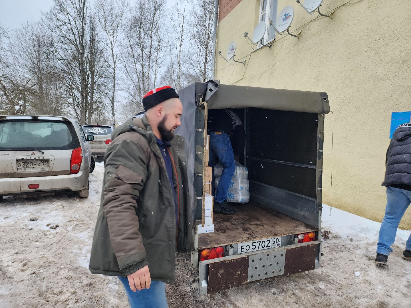 сво, волонтеры, гуманитарная помощь, день защитника отечества,