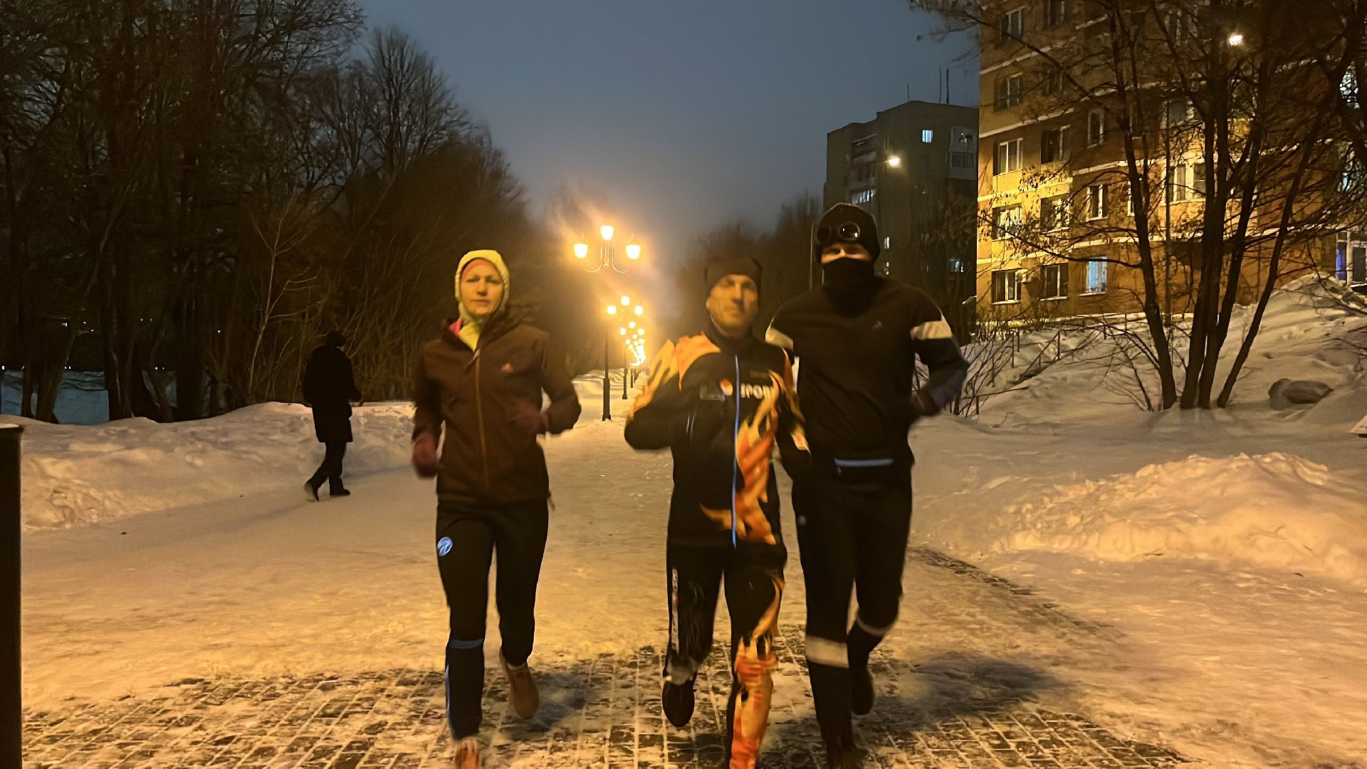 бег, забег, парки балашихи, зима в подмомсковье, бегуны,