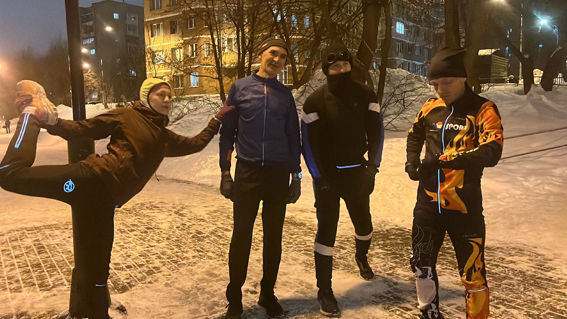 бег, забег, парки балашихи, зима в подмомсковье, бегуны,