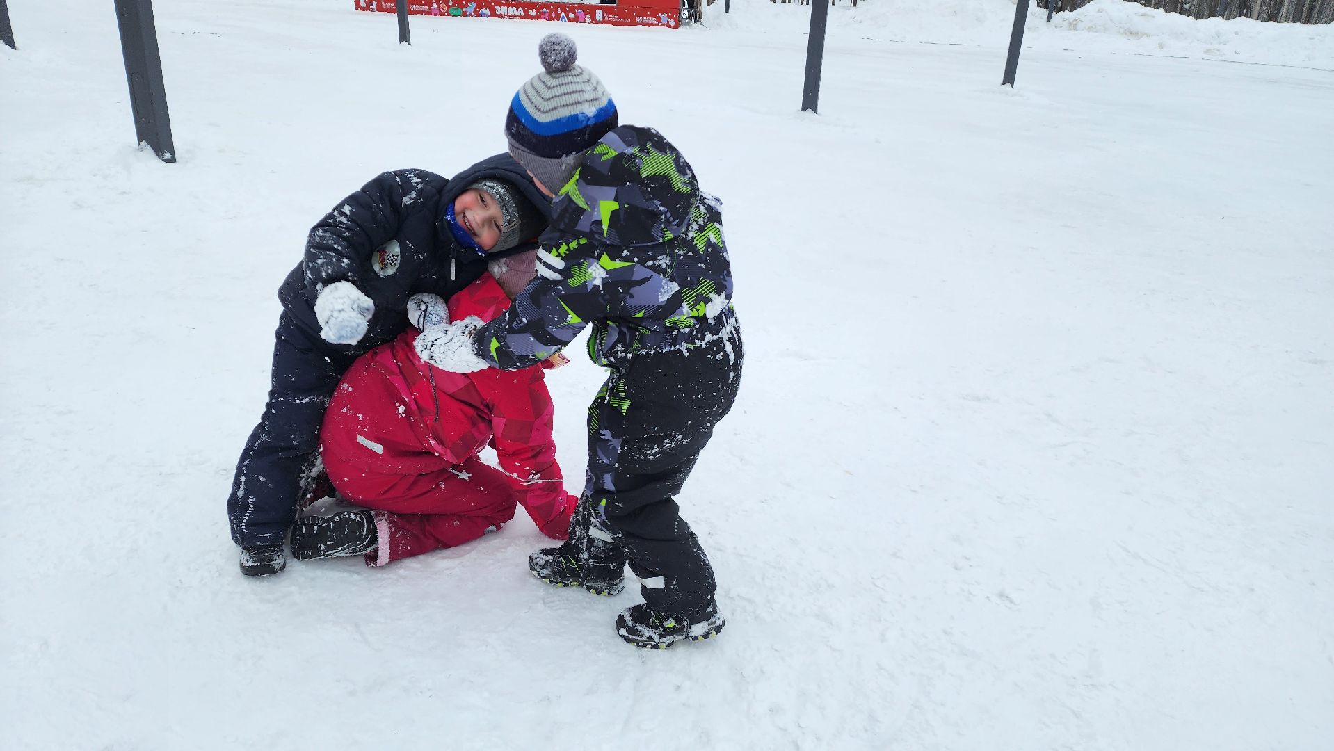 Подмосковье, Городской округ Пушкинский, Ивантеевка, Ивантеевский городской парк, 23 февраля,