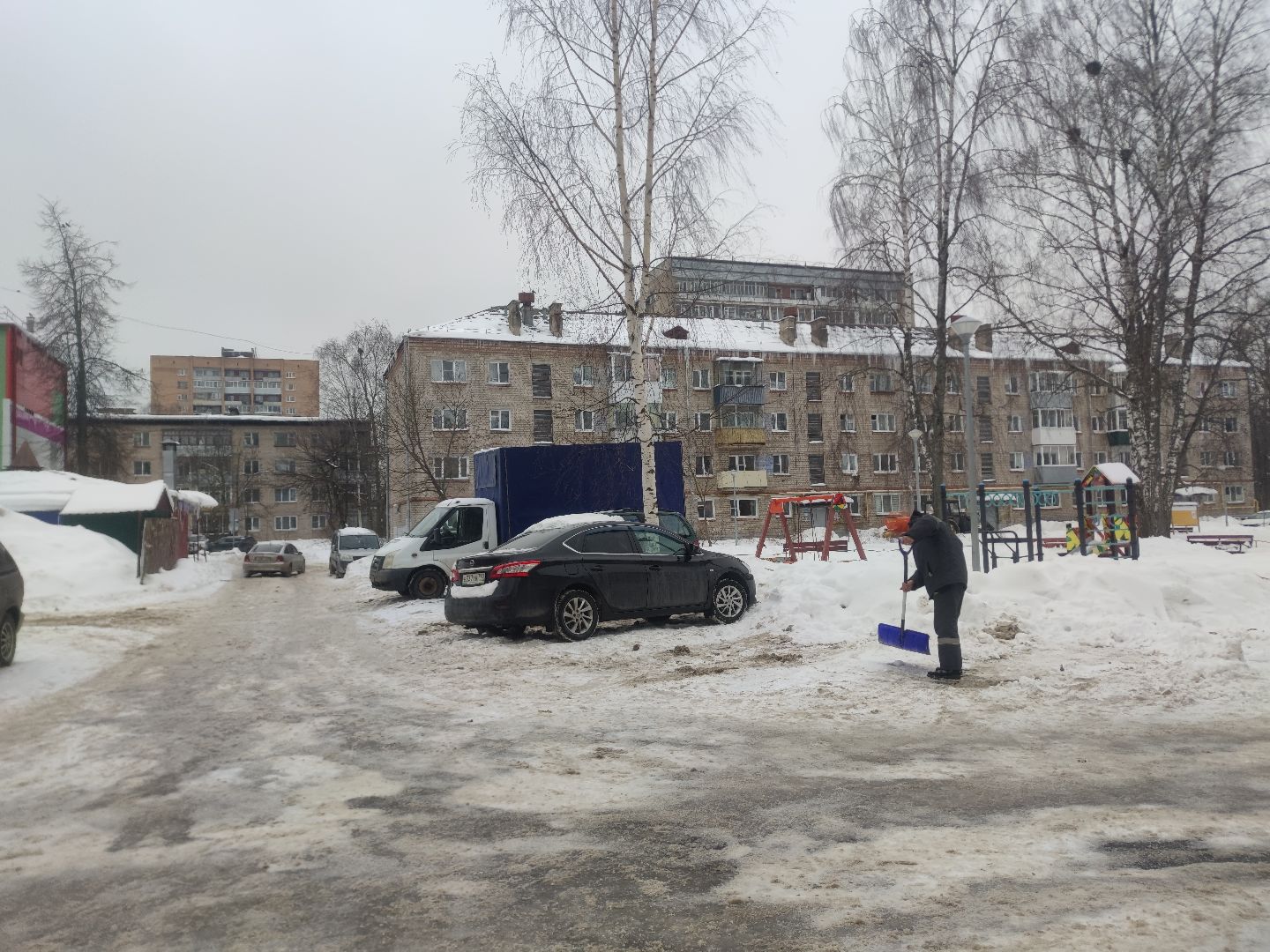 Дубна, Уборка города, Ручная уборка, Дворники, Уборка снега, жкх, Коммунальщики,