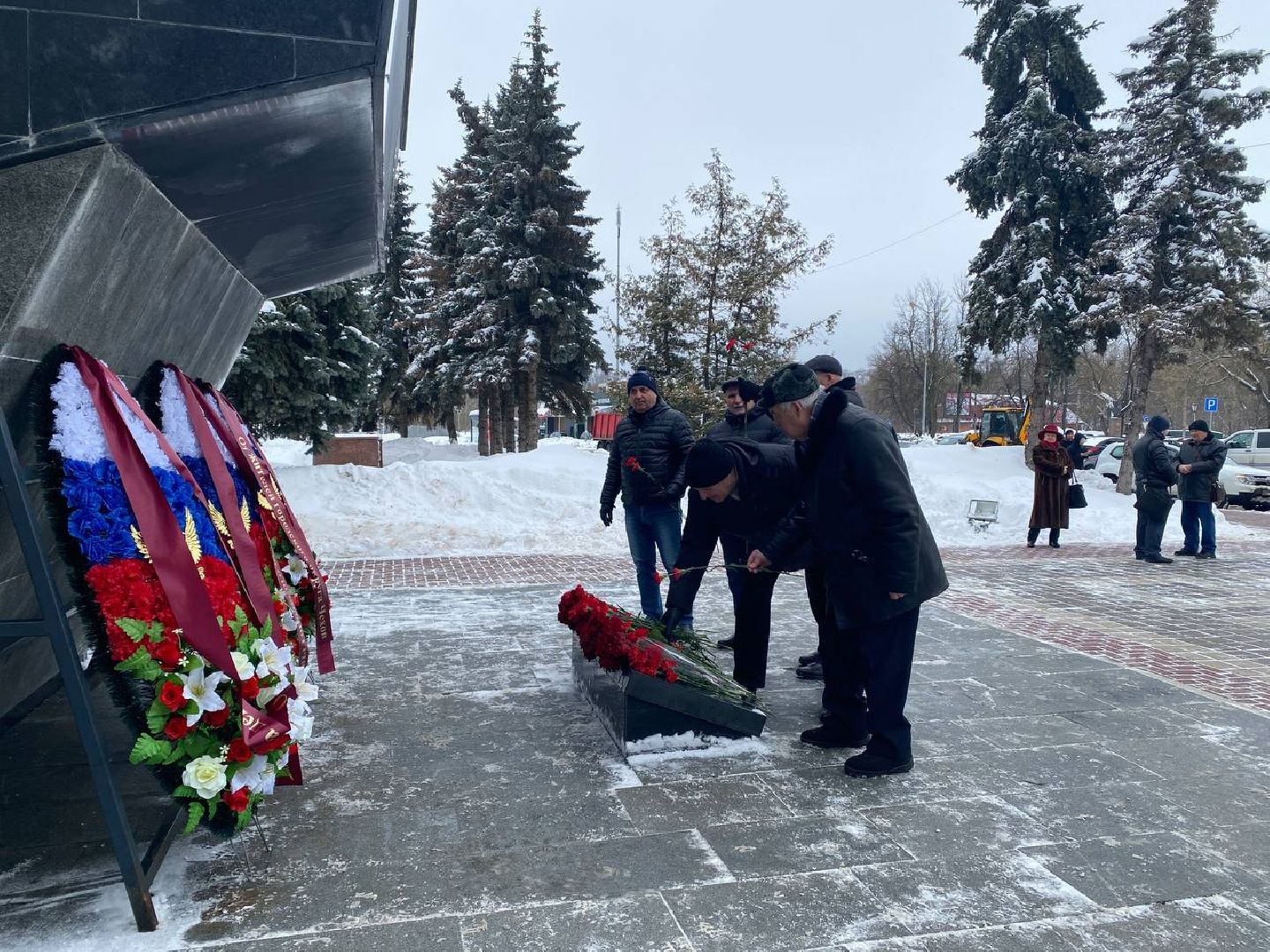 чехов, день защитника отечества, возложение цветов, ветераны, памятник,