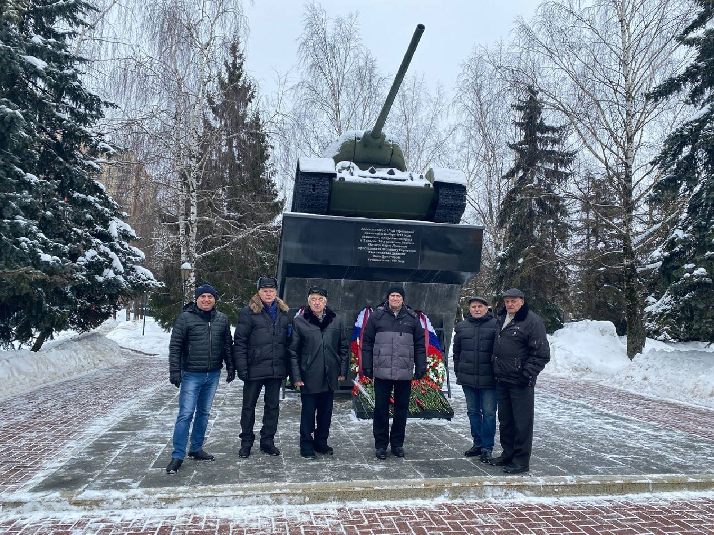 чехов, день защитника отечества, возложение цветов, ветераны, памятник,