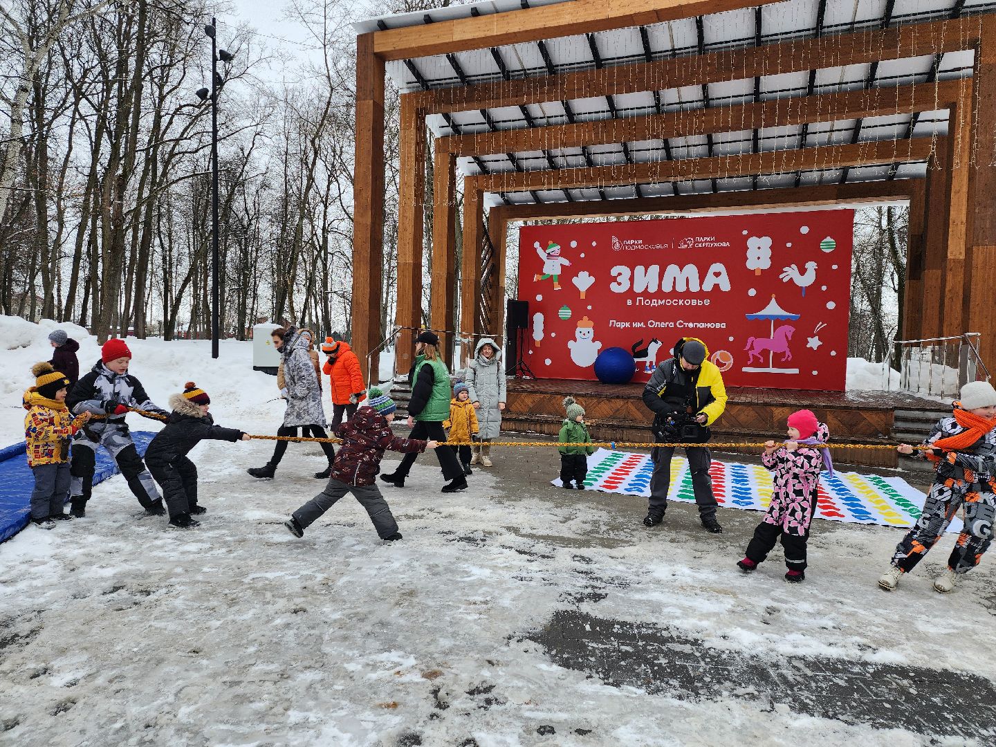 серпухов, подмосковье, 23 февраля, парк имени олега степанова, дети, парки подмосковья,
