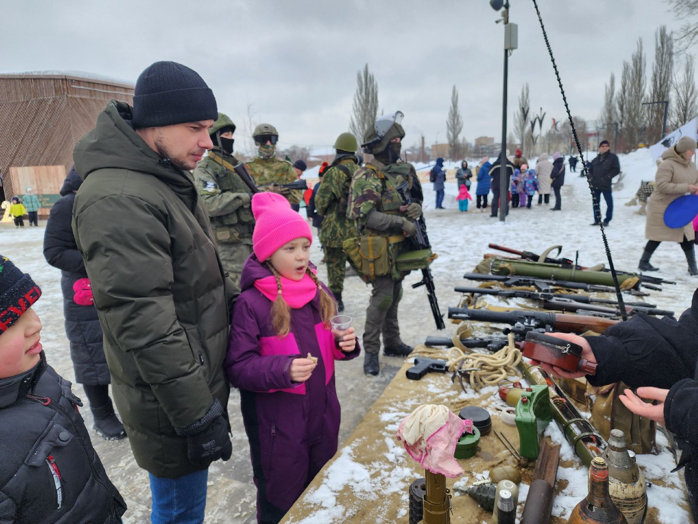 день защитника отечества, орехово-зуево, парки подмосковья, Выставка оружия, Полевая кухня,