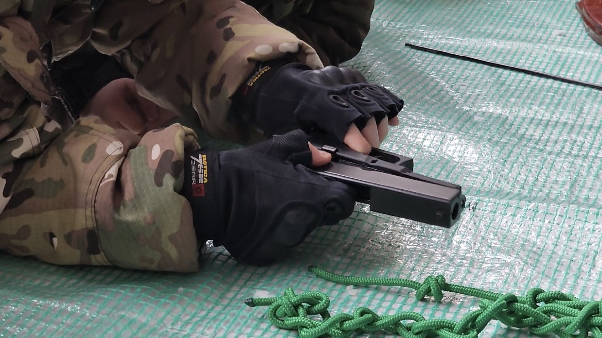 химки, день защитника отечества, мастер класс, сборка оружия, военно-патриотический отряд,