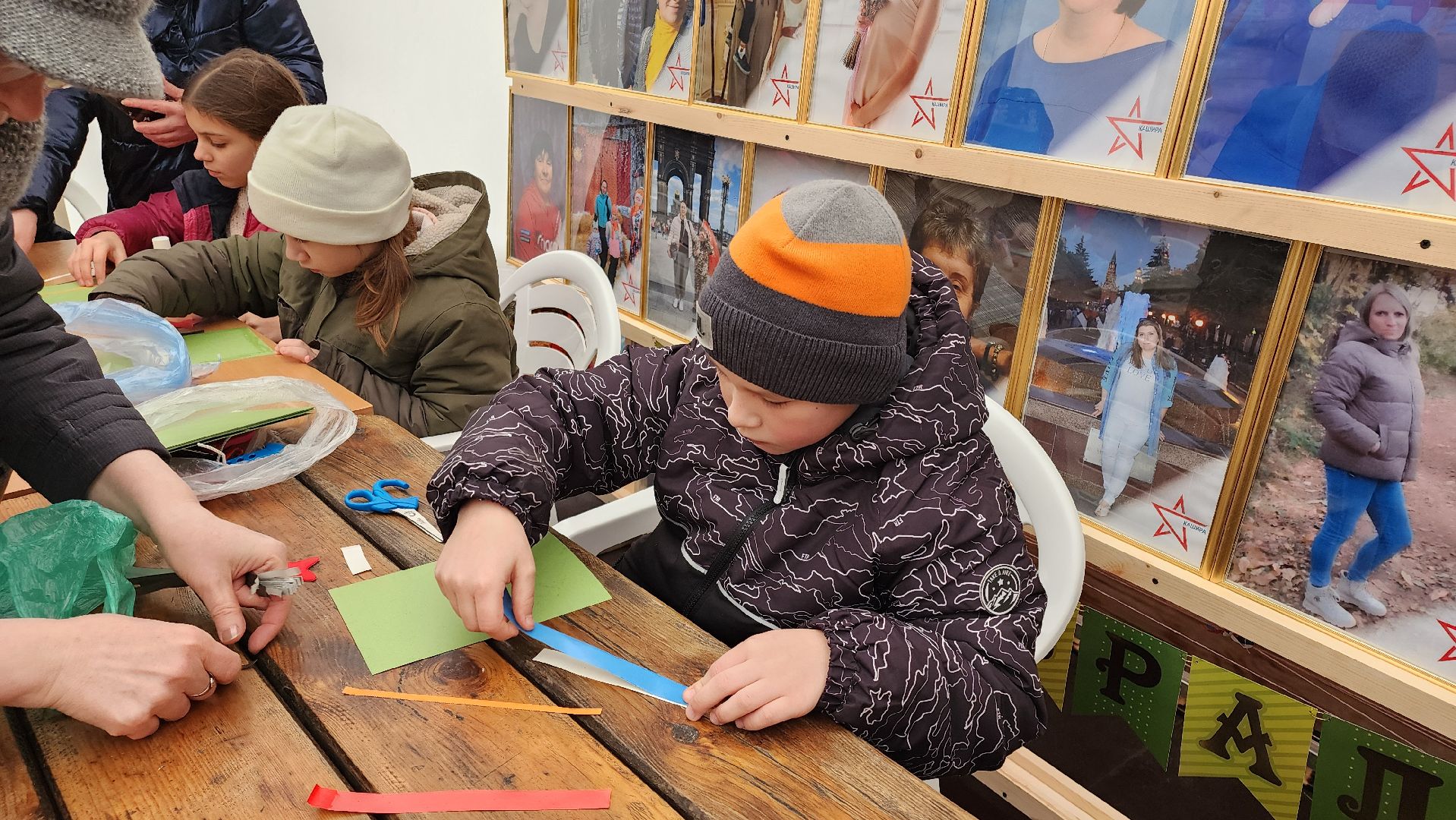 кашира, городской парк, фотовыставка, семьи защитников, день защитника отечества, открытка папе, аппликация,