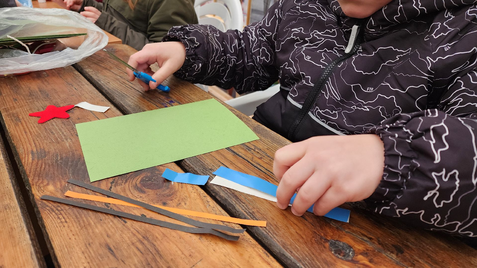 кашира, городской парк, фотовыставка, семьи защитников, день защитника отечества, открытка папе, аппликация,