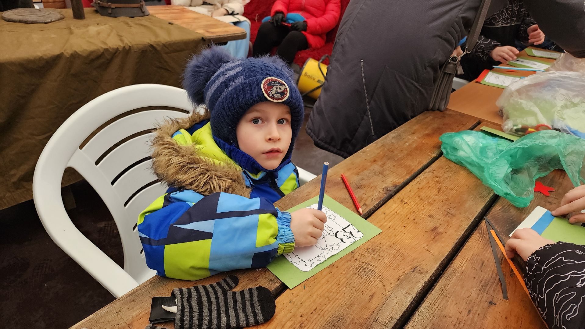 кашира, городской парк, фотовыставка, семьи защитников, день защитника отечества, открытка папе, аппликация,