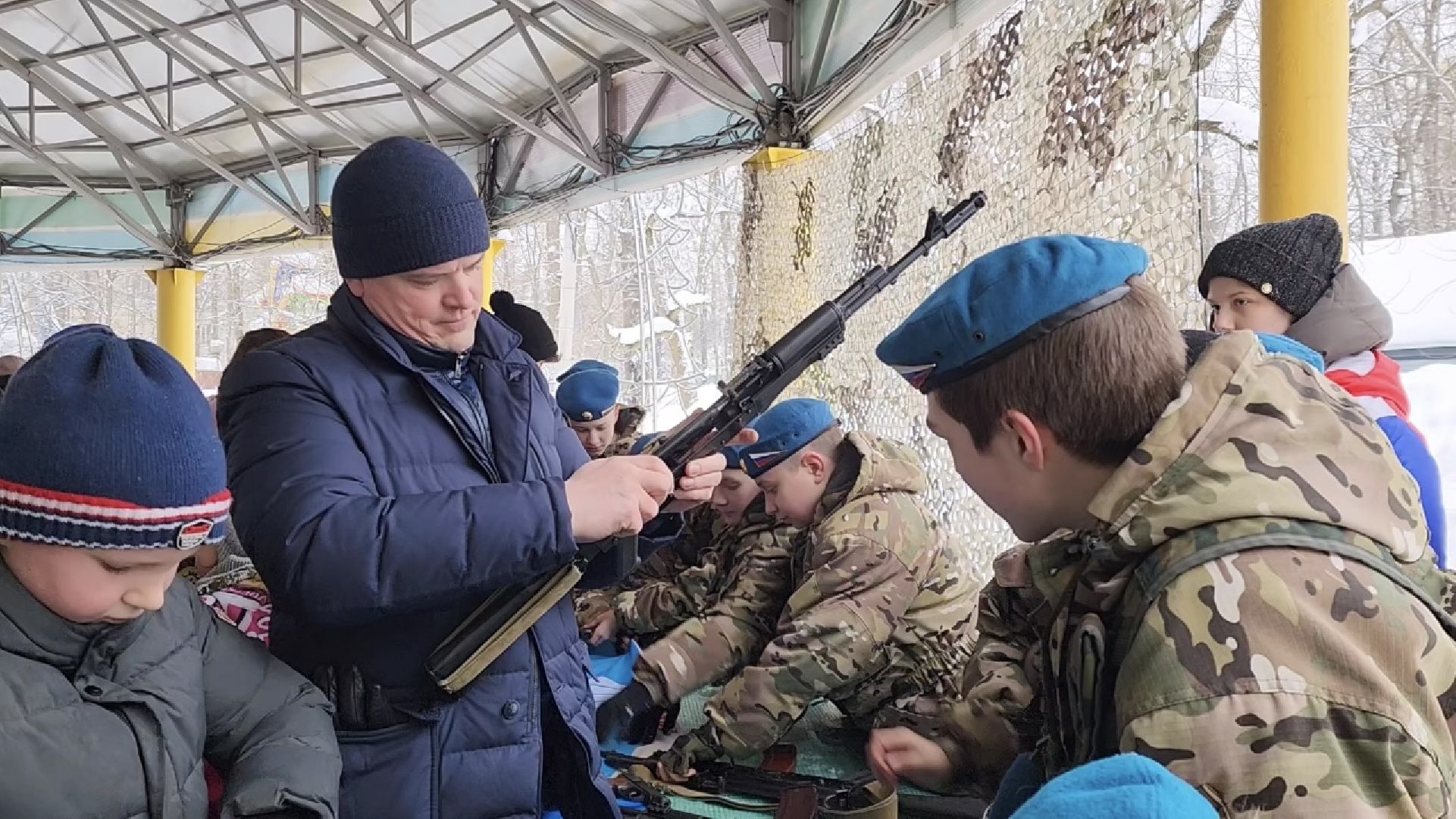 химки, день защитника отечества, военно-патриотический отряд, мастер-класс,