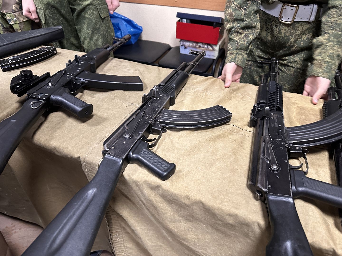 Клин, общество, история, день защитника отечества, выставка вооружения,