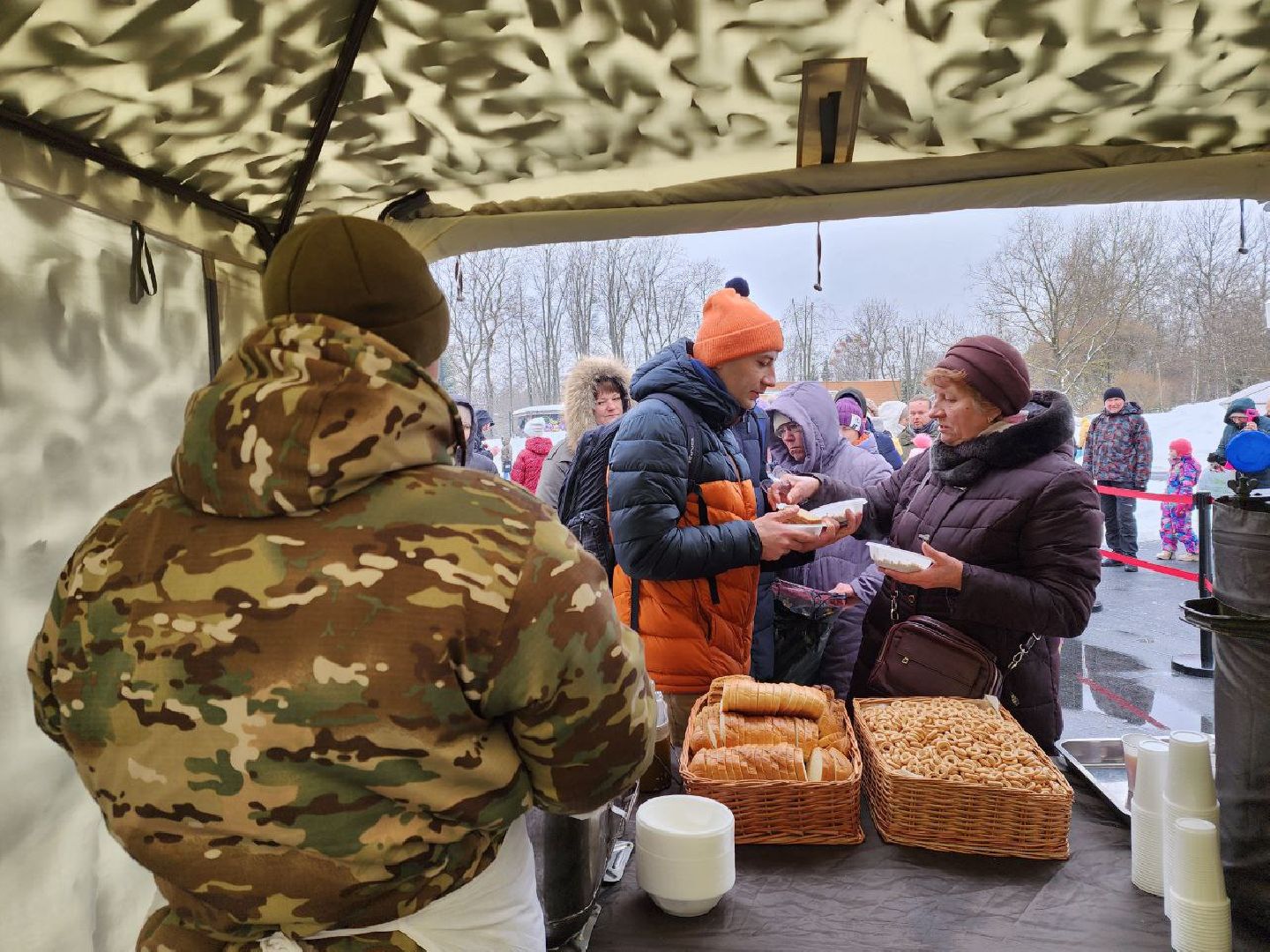 мытищи, 23 февраля, день защитника отечества, полевая кухня,