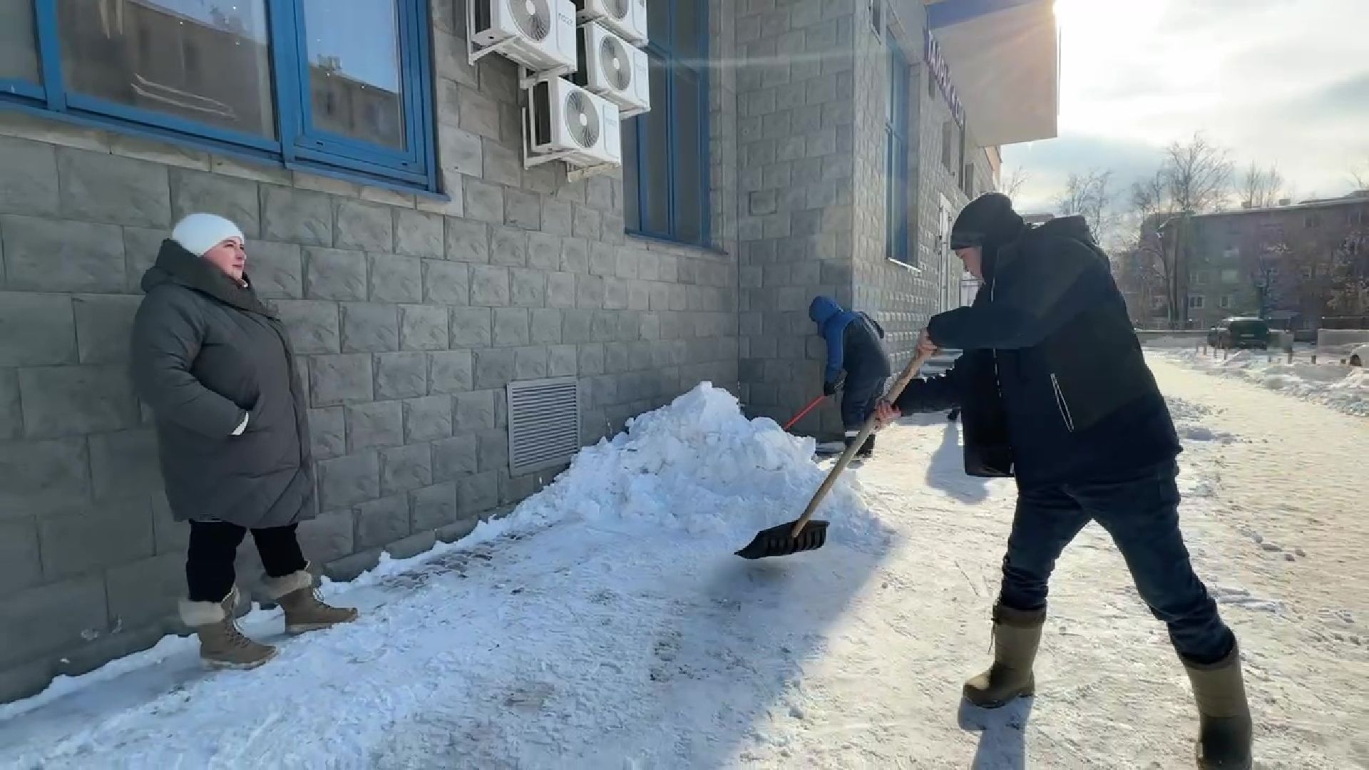 Реутовв, ЖКХ, уборка снега, очистка дорог, тротуары, входные группы, лестницы,
