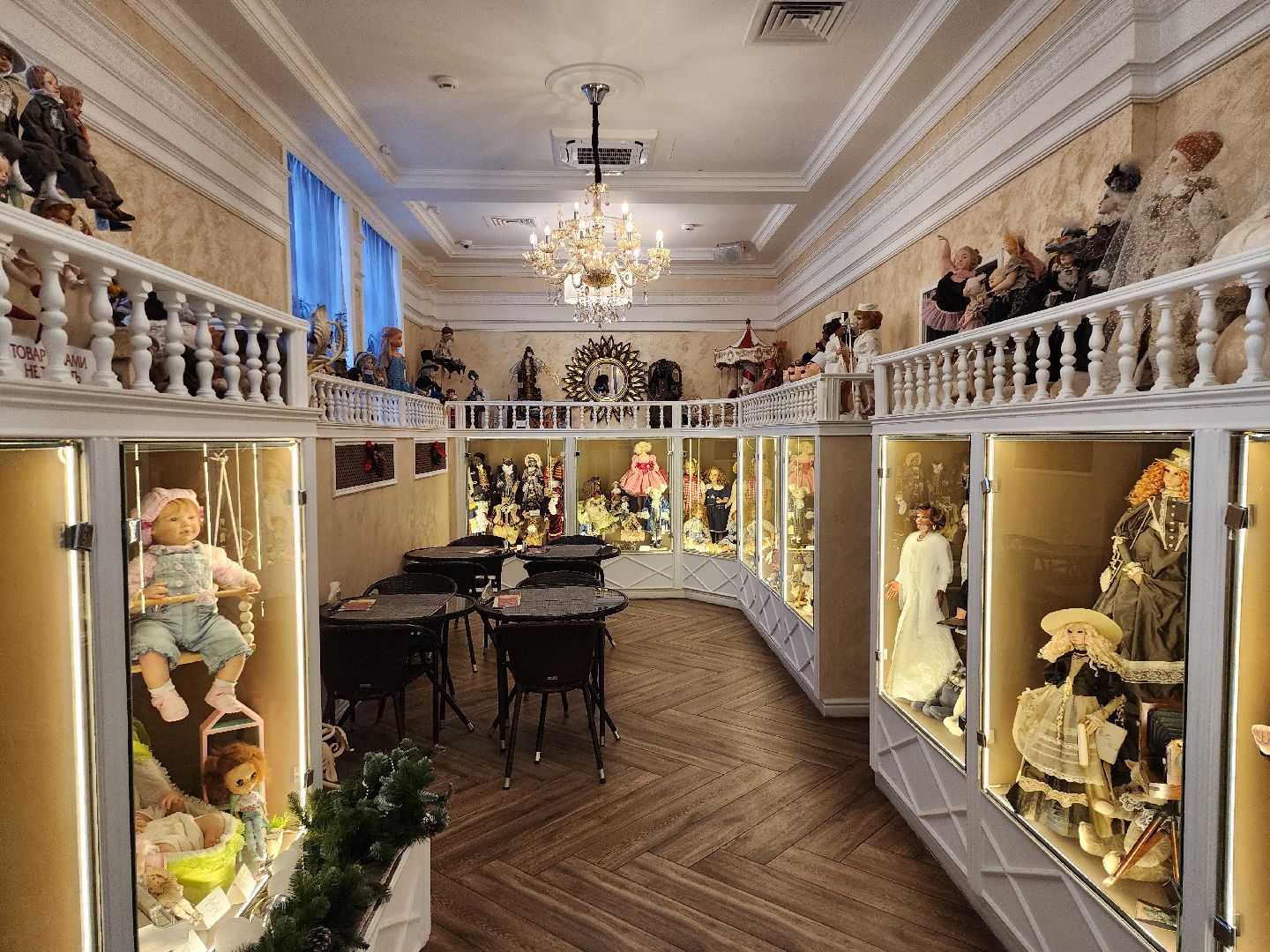 серпухов, подмосковье, музей кукол и дом мороженого, куклы,