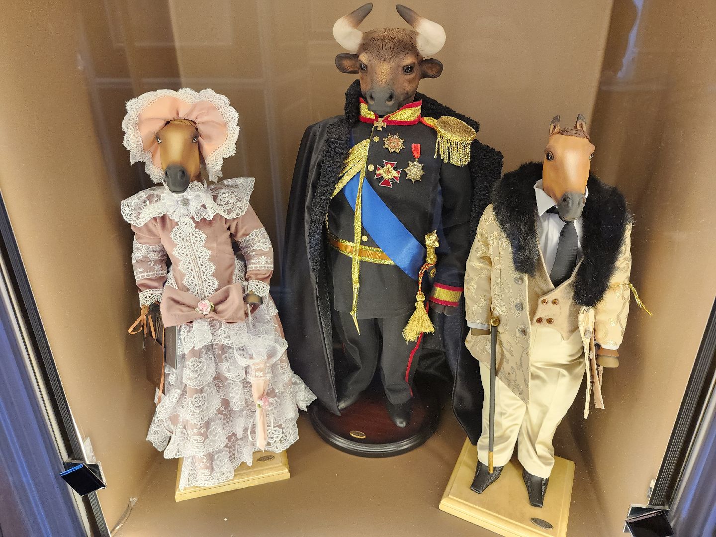 серпухов, подмосковье, музей кукол и дом мороженого, куклы,