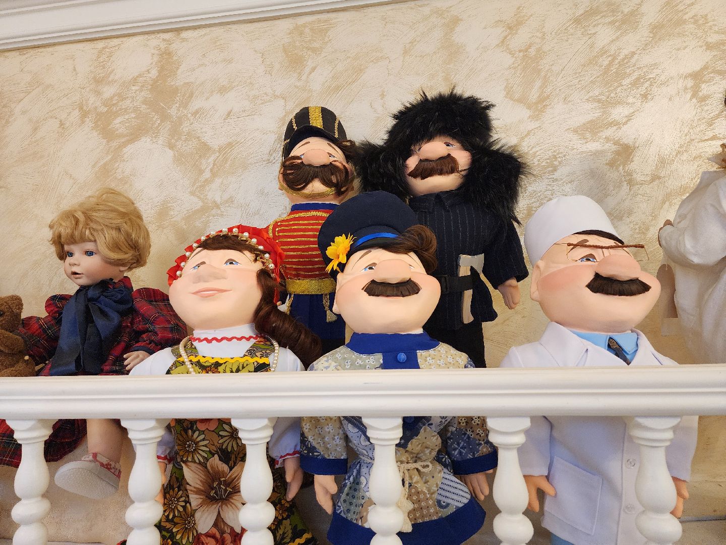 серпухов, подмосковье, музей кукол и дом мороженого, куклы,