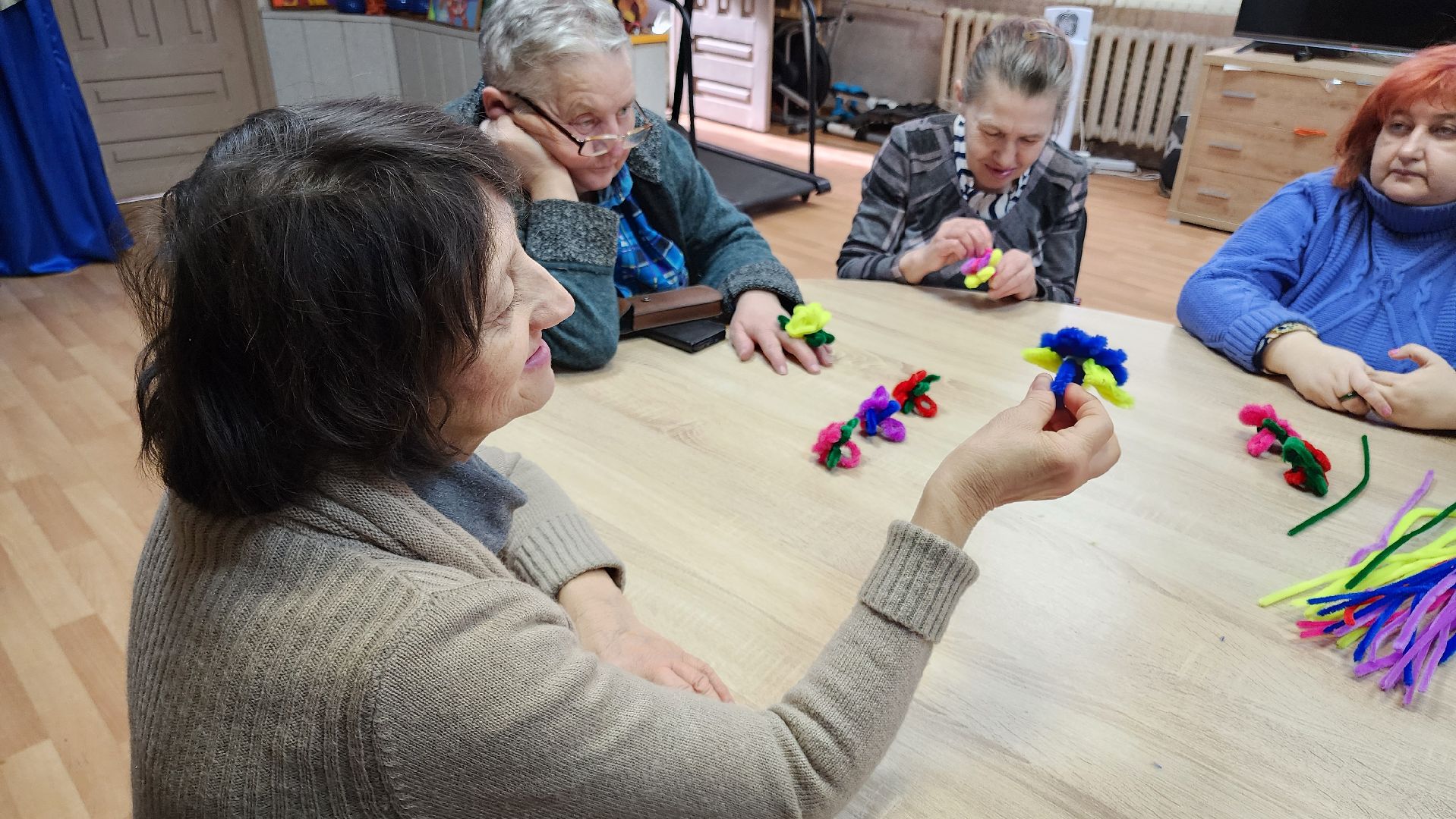 кашира, активное долголетие, синельная проволока, украшения, мастер-класс, кольцо, 8 марта,