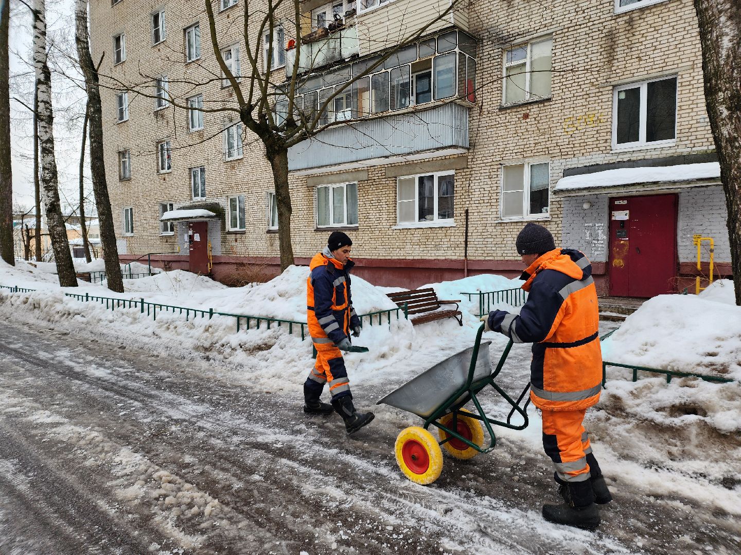 ледяной дождь, обработка дорог,