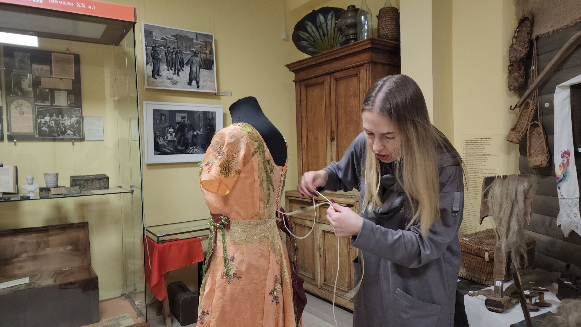 ступино, музей ступино, эволюция моды ступино, выставка ступино,