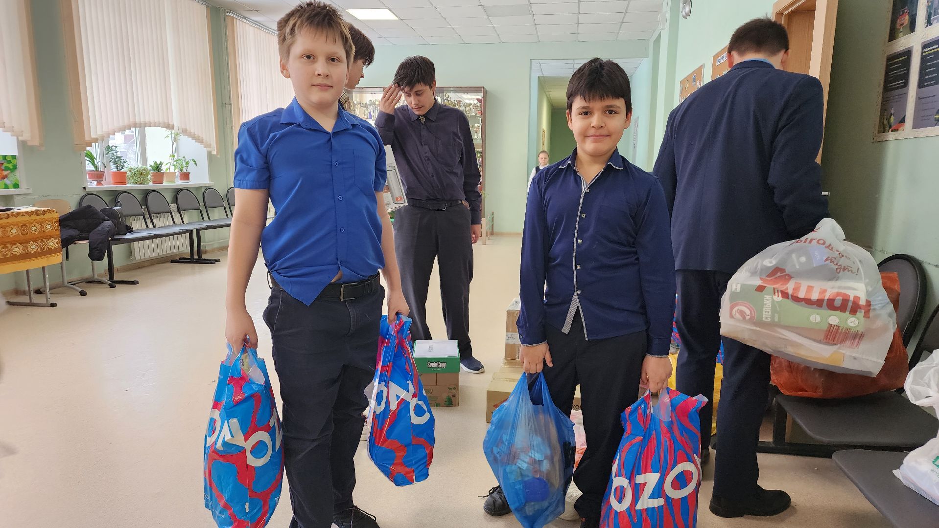 помощь бойцам сво, школьники, Лосино-Петровский, гуманитарная помощь,