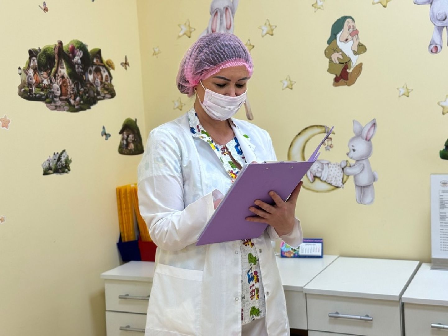 корь, профилактика, вакцинация, колл-центр, Эдуард Семенов, иммунитет,