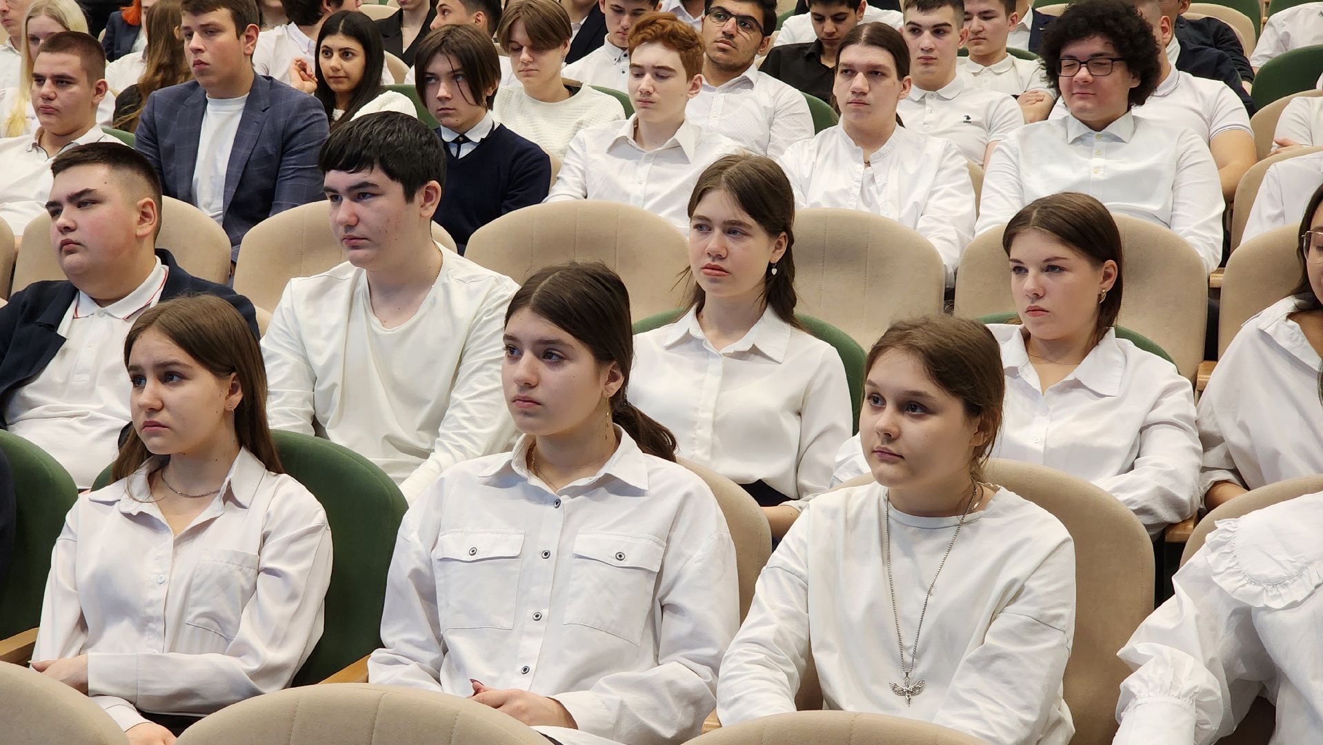 урок мужества, медаль,