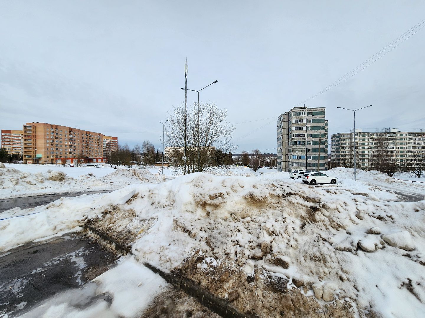 дорожные знаки, контейнерные площадки,