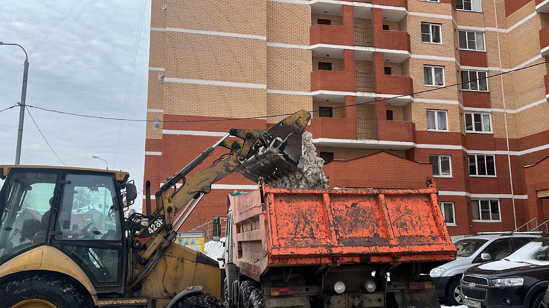 снег и наледь, уборка снега, коммунальная служба, управляющая компания,