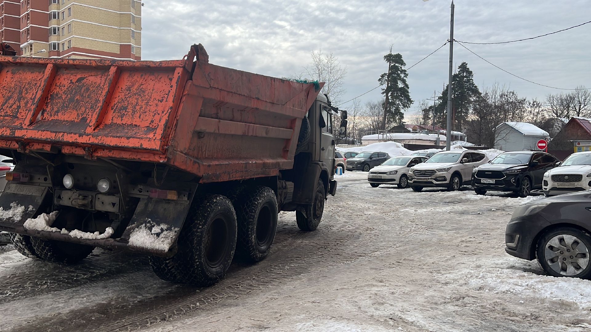 снег и наледь, уборка снега, коммунальная служба, управляющая компания,
