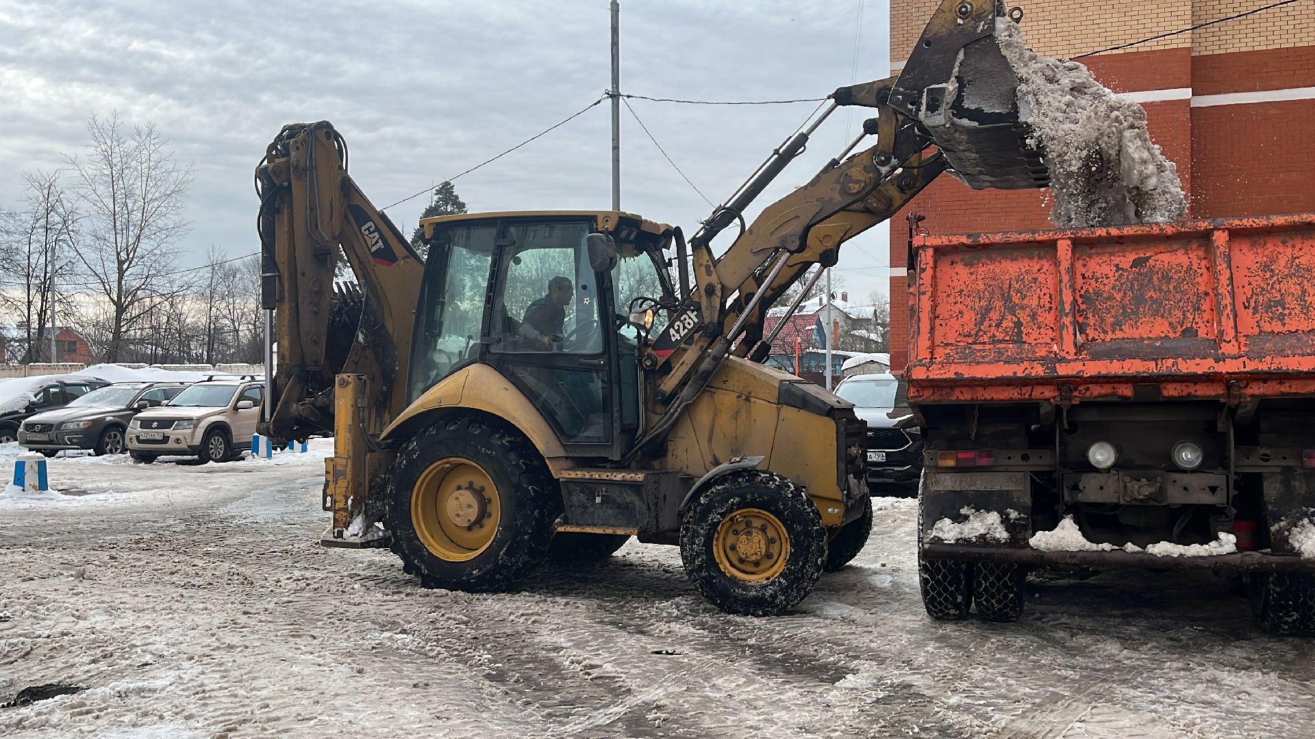 снег и наледь, уборка снега, коммунальная служба, управляющая компания,