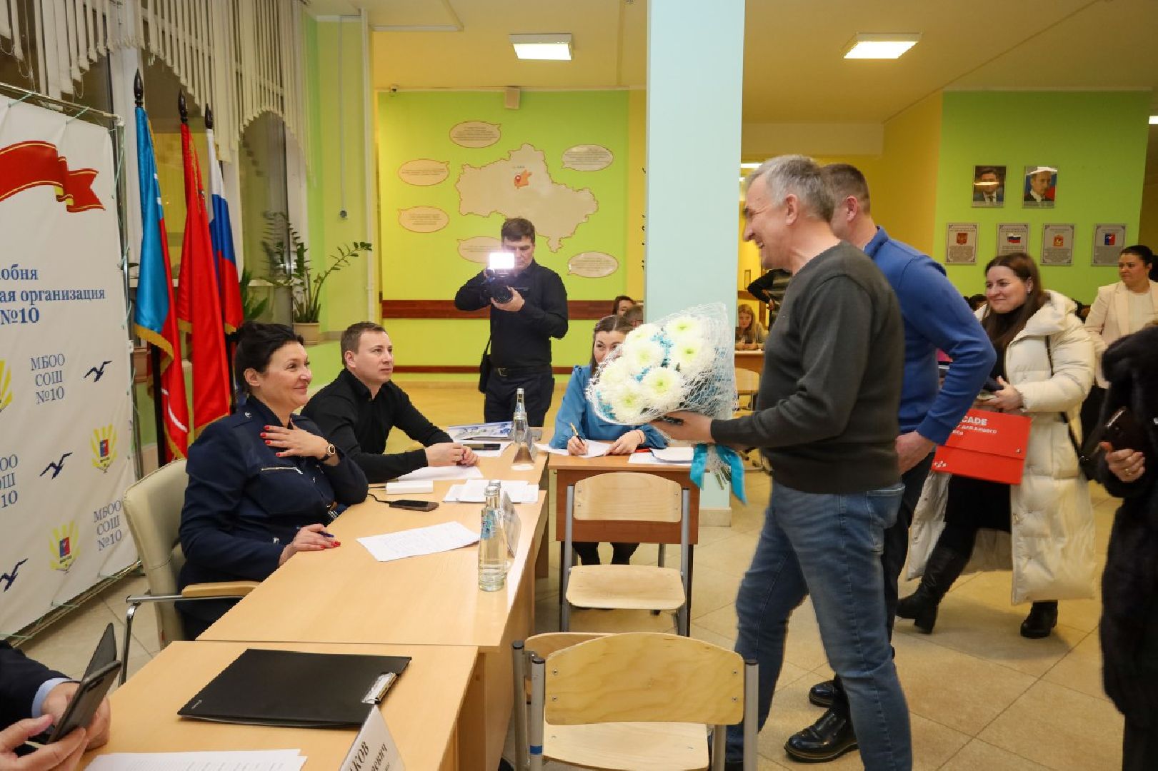 лобня, жители, лифт, жкх,