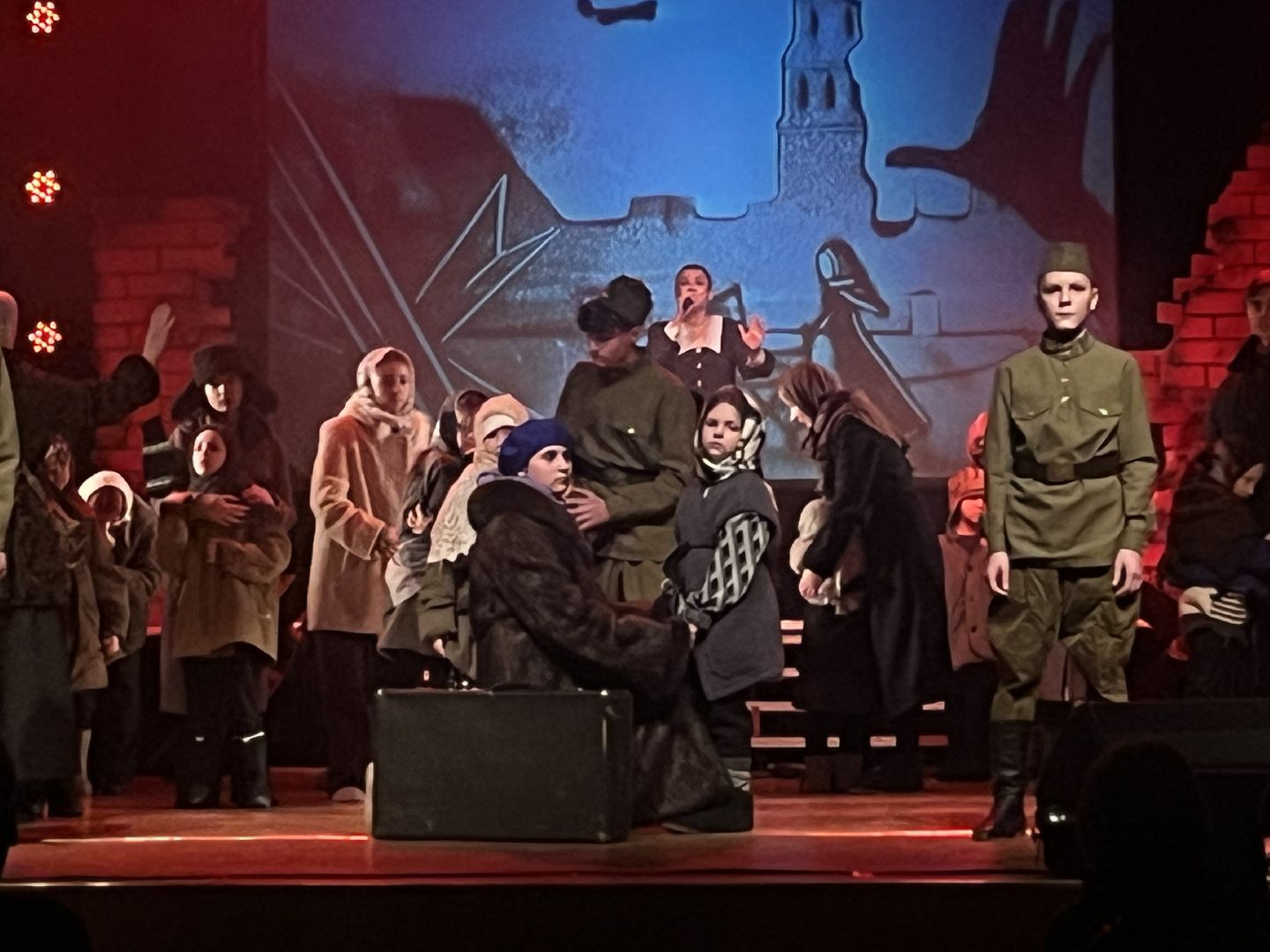 наро-фоминский городской округ, цдк звезда, культура подмосковья, блокада ленинграда,премьера спектакля,
